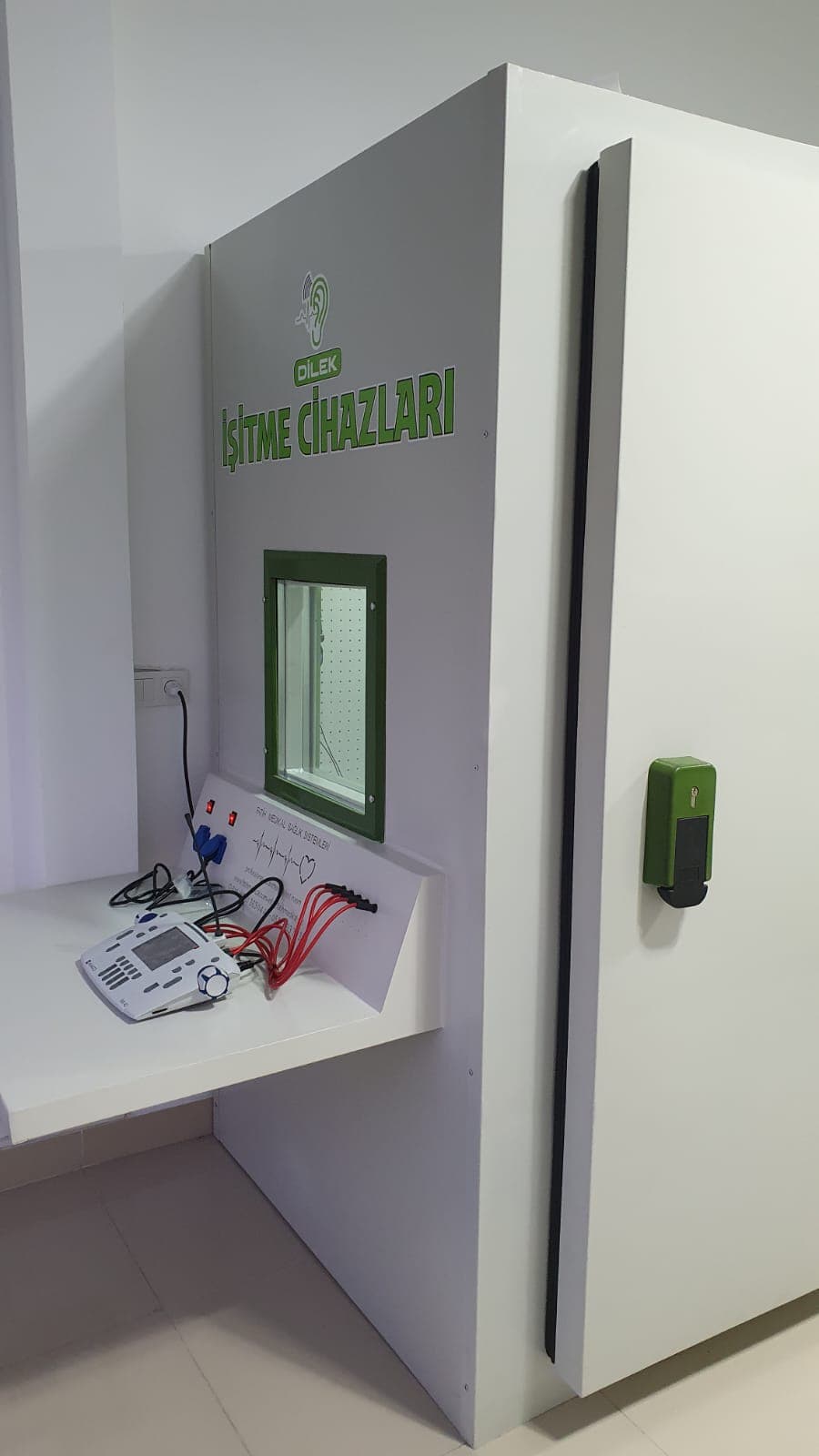 Odyometri Odası Standartları Nelerdir? Odyometri Kabini Özellikleri ve Ses Yalıtımı